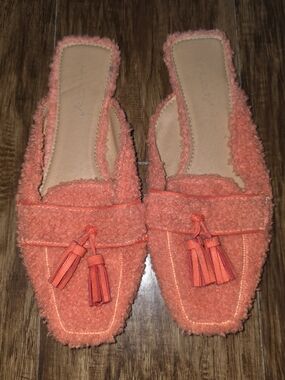 Tassel Wool-Textured Mule in Coral